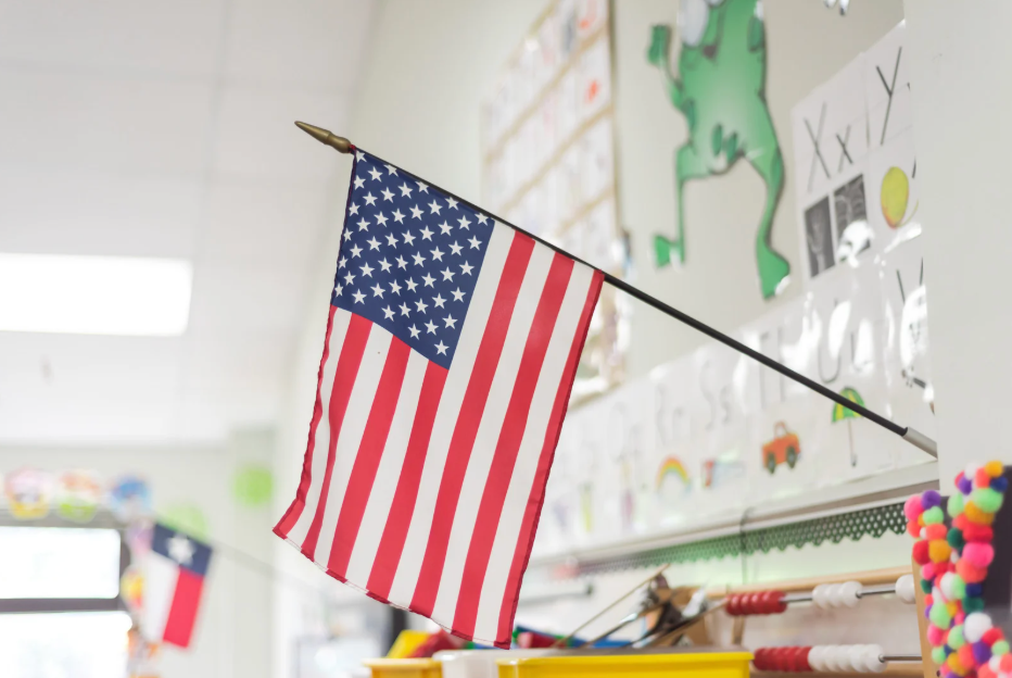 How Schools Can Set Up a Proper Outdoor Flag Display