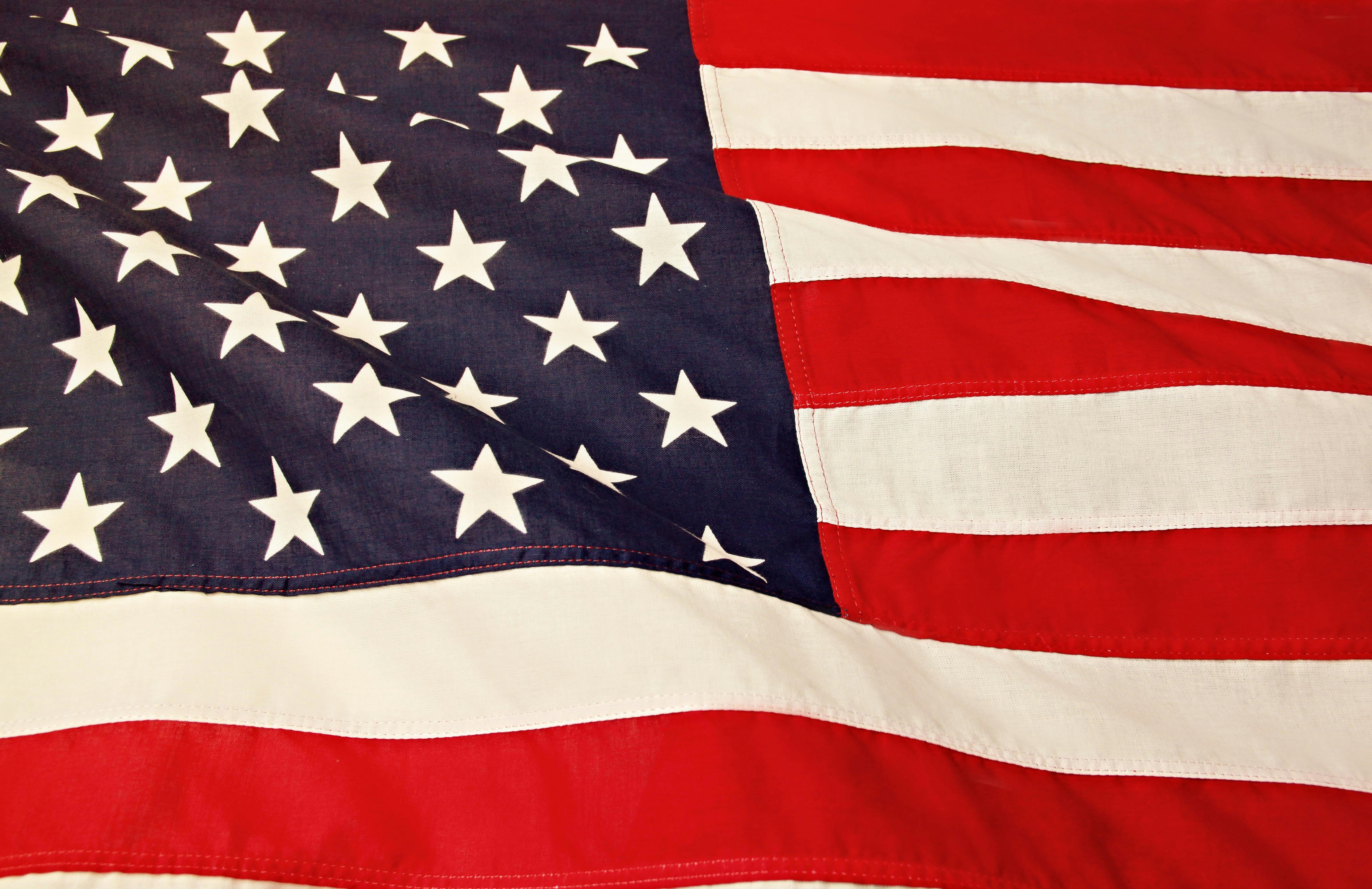 The History of Flag Day and How To Celebrate It
