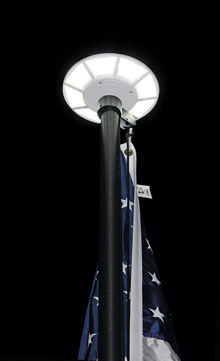 Solar Powered Flagpole Light 10 x 10 x 2 Colonial Flag