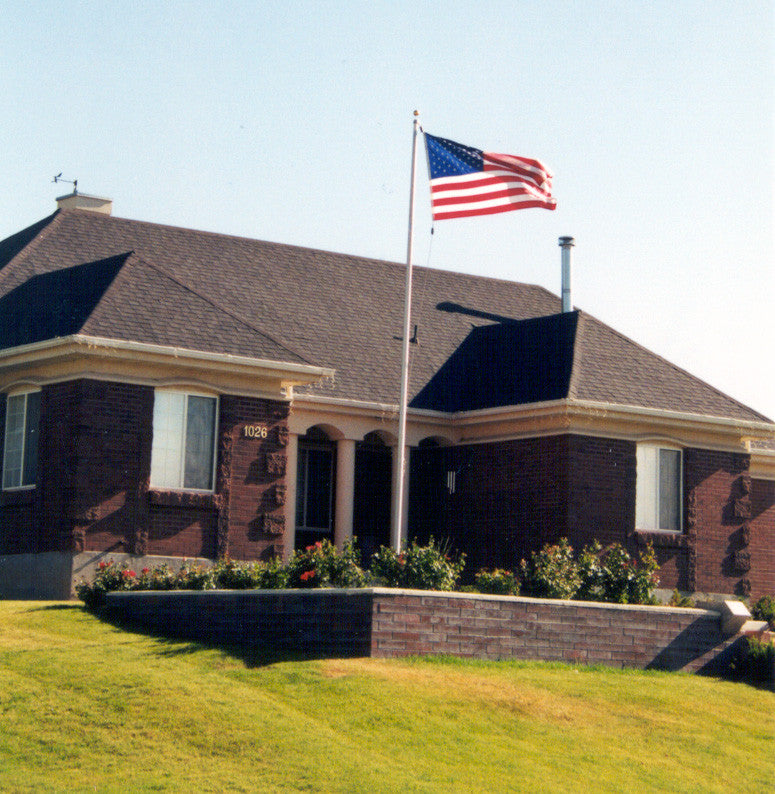 Ground Mount 20 ft x 3 in diameter Aluminum 1-piece Flagpole with 3'x5' Nylon US Flag